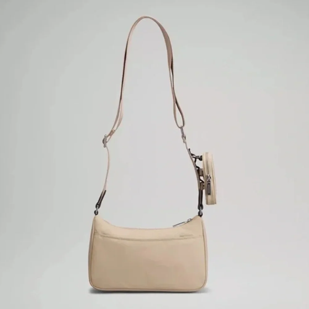 Rare! New with Tags!!! Lululemon Crossbody with Nano Pouch 2L Beige Neutral Tan - Picture 3 of 17